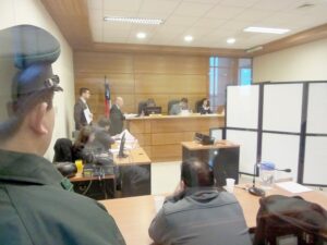Niña de 8 años: “Me mostraba videos pornográficos  y después me hacía lo mismo”