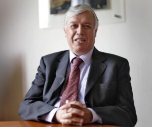 Magallánico ministro de Agricultura tiene la más baja evaluación y conocimiento público