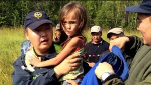 Niña perdida en Siberia sobrevivió 9 días junto a su perro