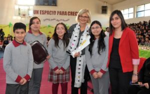 Esposa de embajador de EE. UU. visita Punta Arenas