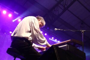 Los Jaivas cierran con broche de oro la primera noche de Festival