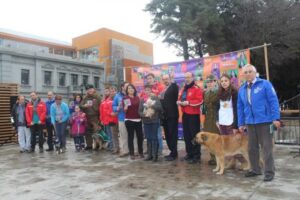 Gobernadora Fernández llama a la comunidad a ser responsable en la tenencia de mascotas