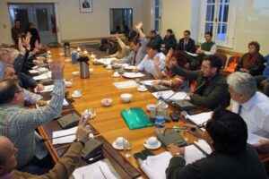 Parlamentarios buscan reunión con CORE y Gobierno enviaría proyecto con urgencia