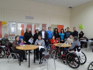 Adultos mayores recibieron implementación para realizar talleres deportivos
