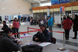 Seremi de Justicia encabezó quinta plaza en terreno dirigida a los trabajadores portuarios y sus familias