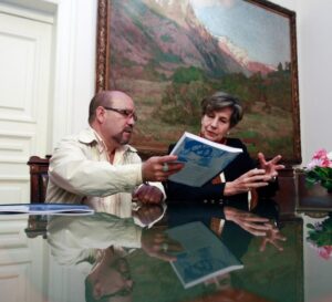 Comisión del Senado aprobó proyecto que regula el AVP
