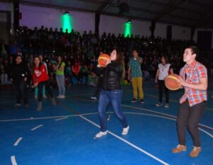 En los cuatro colegios salesianos celebraron con tradicional “Ola Ola”