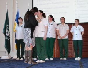 Estudiantes del área de salud protagonizaron ceremonia de investidura