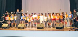 Coro Cantania se reunirá con “Los Jaivas” en la Escuela Manuel Bulnes