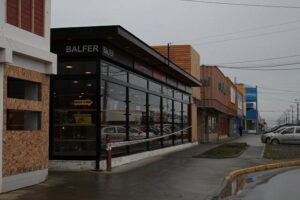 Detectan hurto de 600 chaquetas desde tienda en Zona Franca