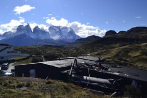 Conaf confirmó que en el edificio del  Hotel Explora no hubo problemas