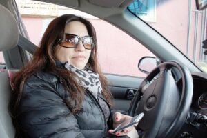 Hace 4 meses que mujer sufrió el robo de su auto y aún no aparece