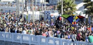 Valparaíso tendrá restricción para la venta de alcohol durante Carnaval de los Mil Tambores
