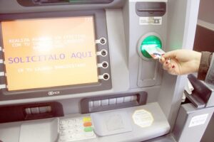 En Magallanes existen menos cajeros automáticos que en 2013