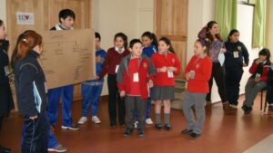Estudiantes participan en importante  encuentro sobre conflictos escolares