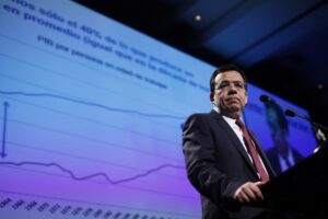 GORE prepara convenio de inversión en fomento con el Ministerio de Economía