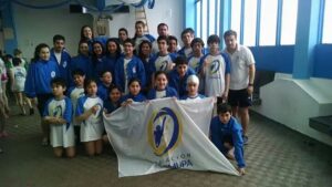 Nadadores magallánicos destacaron en torneo en Río Gallegos