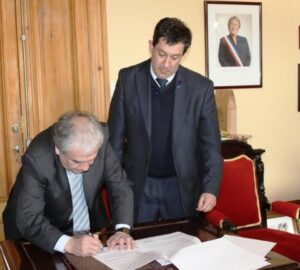 Boccazzi e intendente de Río Gallegos sellaron convenio de colaboración solidaria