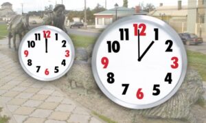 Esta medianoche se adelantan una hora los relojes