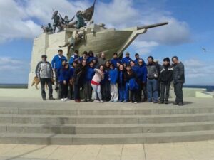 Relatos de leyendas magallánicas, city tour y degustaciones, disfrutaron estudiantes en el Día de la región