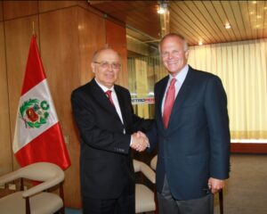 GeoPark inicia operaciones en Perú en asociación con estatal