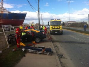 Cinco personas resultaron lesionadas en accidente de tránsito en la Av. Carlos Ibáñez