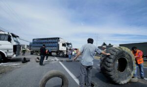 Gobierno aplicará Ley de Seguridad del Estado por cortes prolongados en rutas