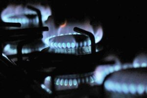 Gobierno desestima alza del gas y municipio pide antecedentes