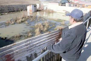 Cores se comprometen a citar entes involucrados por obras de alcantarillado
