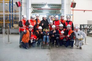 Niño símbolo de Jornadas por la Rehabilitación realizó visita a Mina Invierno