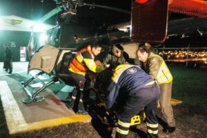 Evacuan de urgencia a pescador por marea roja