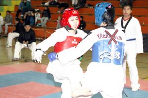 Taekwondistas se “toman” el María Behety