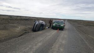 Argentino resultó lesionado de carácter grave en volcamiento en Tierra del Fuego