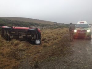 Dos personas lesionadas en volcamiento ocurrido en la Ruta CH-255