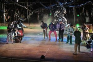 Con un lleno total debutó  el musical “Robin Hood”