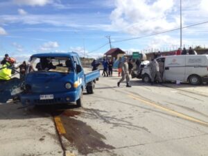 Cuatro personas lesionadas en violento accidente de tránsito en la Ruta 9 Norte
