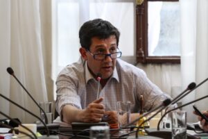 Boccazzi asegura que no hubo expresión homofóbica y que se comunicará con el Movilh