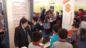 Muestra científica expone metodologías incorporadas por estudiantes