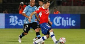Chile enfrenta a Uruguay en el Estadio Monumental hoy