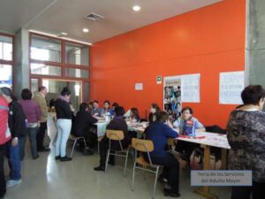Cesfam 18 de Septiembre participó en Feria de los Servicios del Adulto Mayor