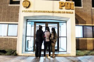 Colectivero siembra temor y joven pasajera lo denuncia por intento de abuso