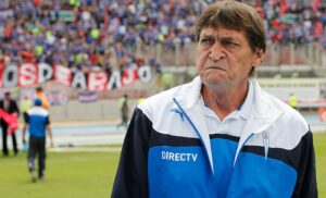 Universidad Católica despidió al técnico argentino Julio César Falcioni