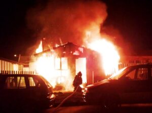 Siete personas perdieron todo en incendio en Punta Arenas