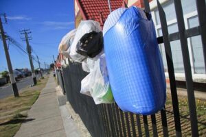 Pese a dictamen, municipios insistirán en eliminar bolsas