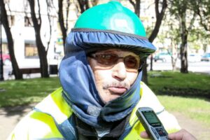 Molestia por decisión de Boccazzi y opiniones divididas por permanencia de artesanos en Plaza de Armas