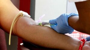 Descubren sistema para detectar el cáncer de pulmón con análisis de sangre