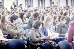 Forman a monitores en detección de abuso sexual infantil