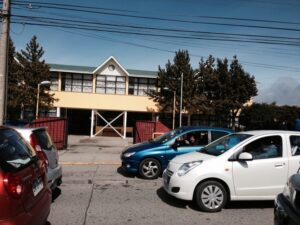En asamblea de esta mañana, los profesores de Punta Arenas decidieron seguir en paro de actividades