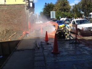 Una fuga de gas se registró esta tarde en Avenida Colón antes de llegar a calle Magallanes