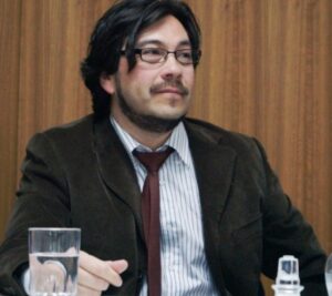 Escritor magallánico Alberto Aguilar presentó su libro en la Umag